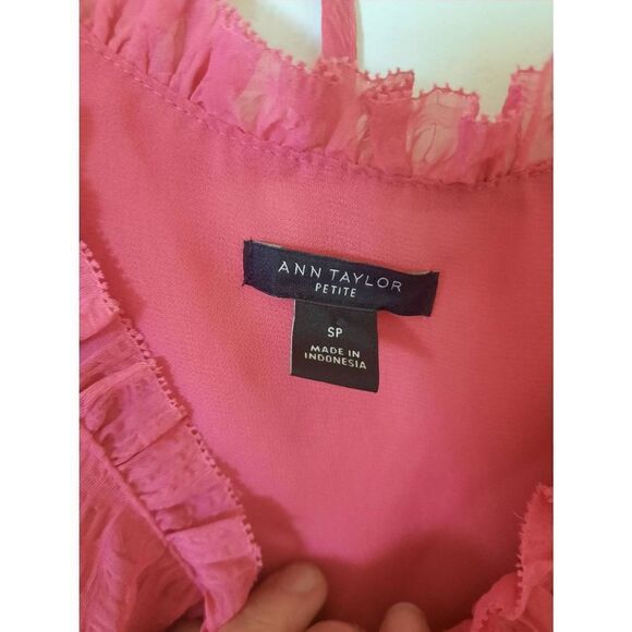 Ann Taylor Petite Size SP Small Pink Blouse Shirt - Picture 2 of 4